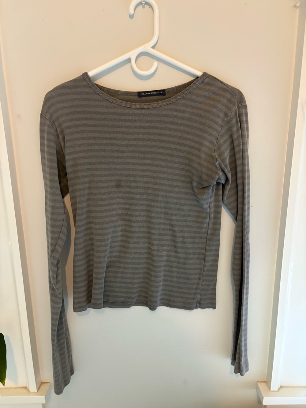 Brandy Melville long sleeve